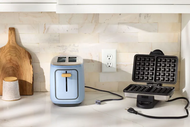 An Electrician Shares the First Steps to Take After a Power Surge Hits Your Appliances