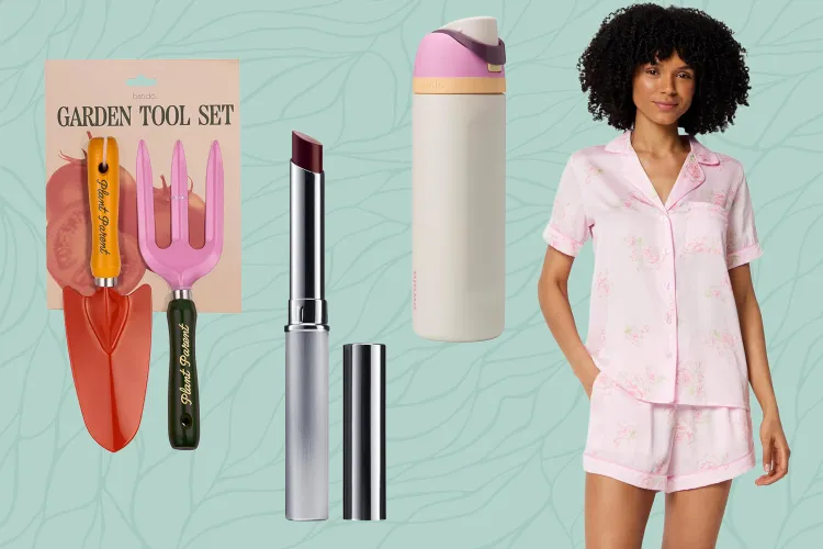 These Editor-Loved Mother’s Day Gifts Under $30 Will Arrive by May 10—and Include Owala, Laneige, and More