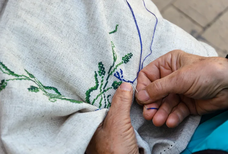 This DIY Embroidered Tablecloth Instantly Elevates Any Dining Area—How to Make Your Own