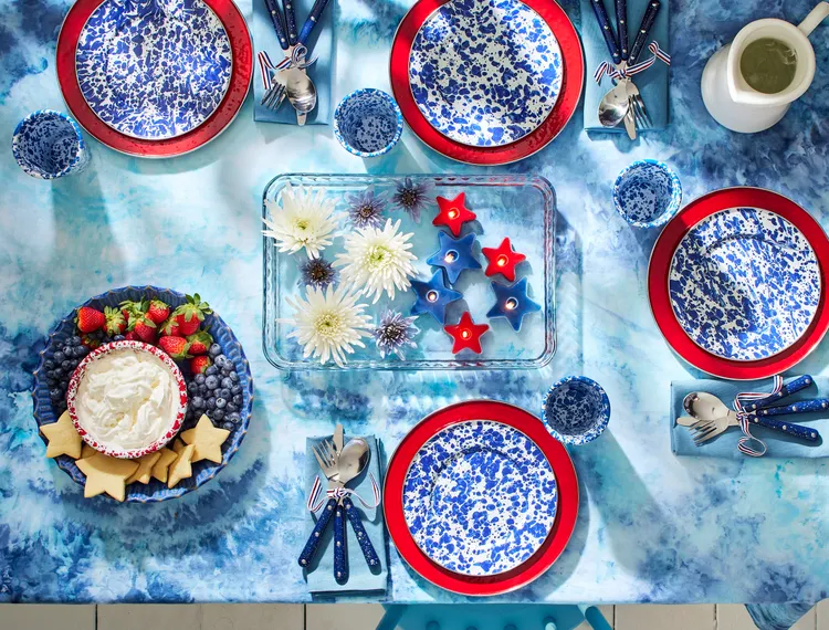 This Elevated Backyard Bash Will Make Your Fourth of July Celebration Feel Effortless