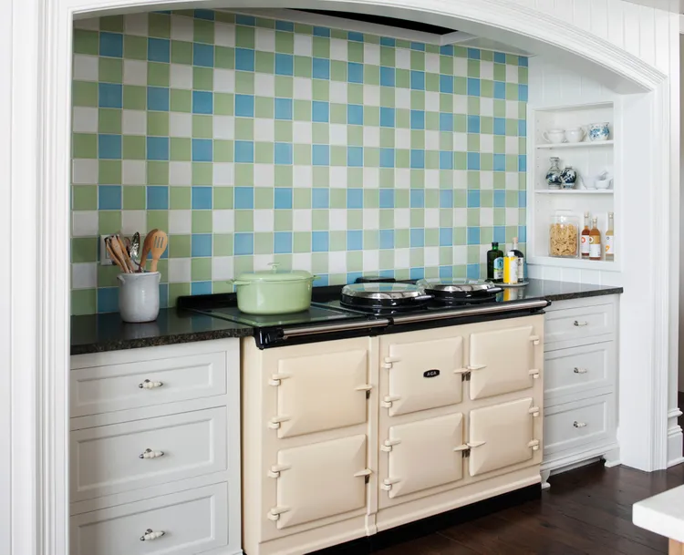 This DIY Gingham Backsplash Is Peak Nancy Meyers—Here's How to Get the Look