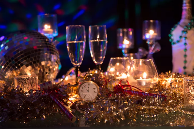 How to Throw a Vintage-Style New Year's Eve Party That Gatsby Would Envy