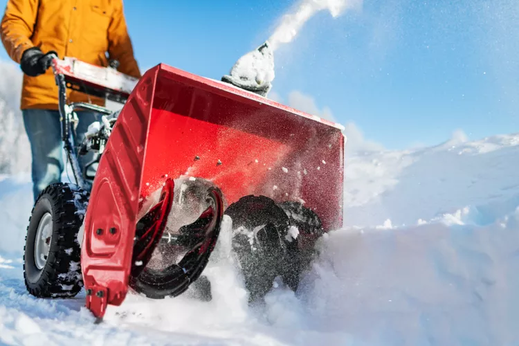 8 Smart Snow Removal Hacks That Don’t Use Salt