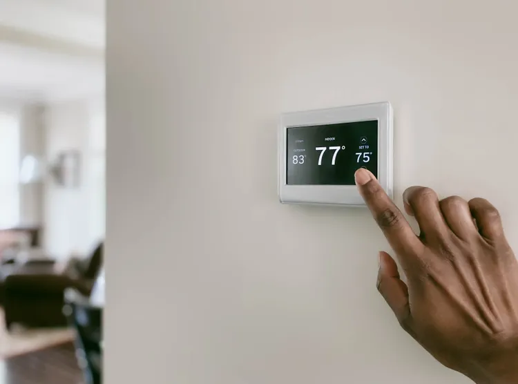 Can the 20/20 Rule Really Cut Your Air Conditioning Costs During a Heat Wave?